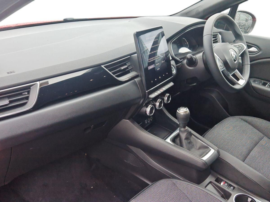 2023 Renault Captur - image 4