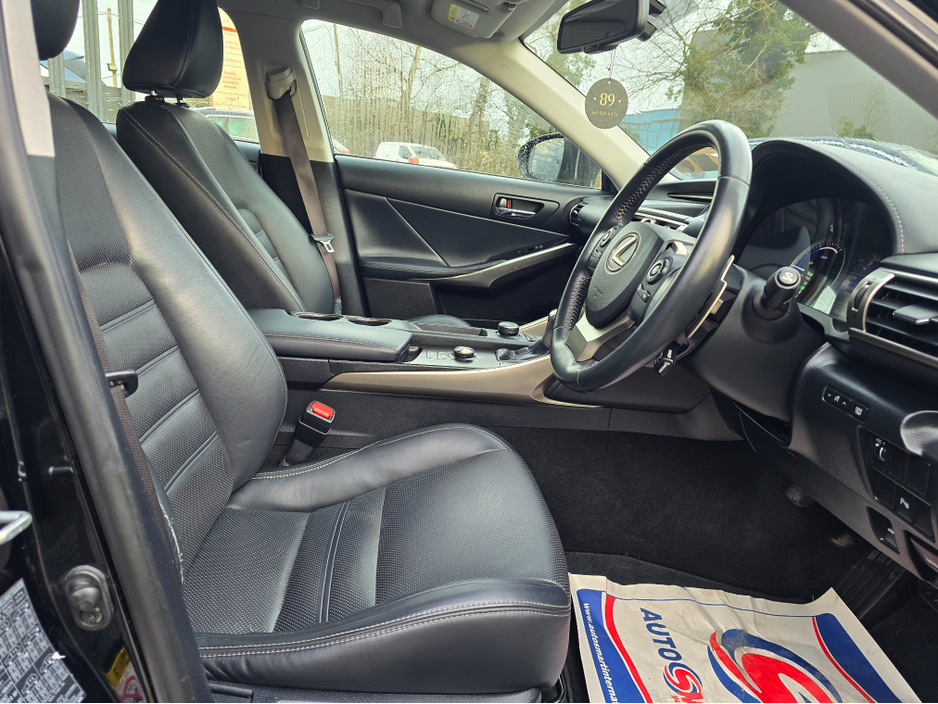 2014 Lexus IS 300 h 300 H EXECUTIVE EDITION E-C E-CVT 4DR 2.5 A €13,650