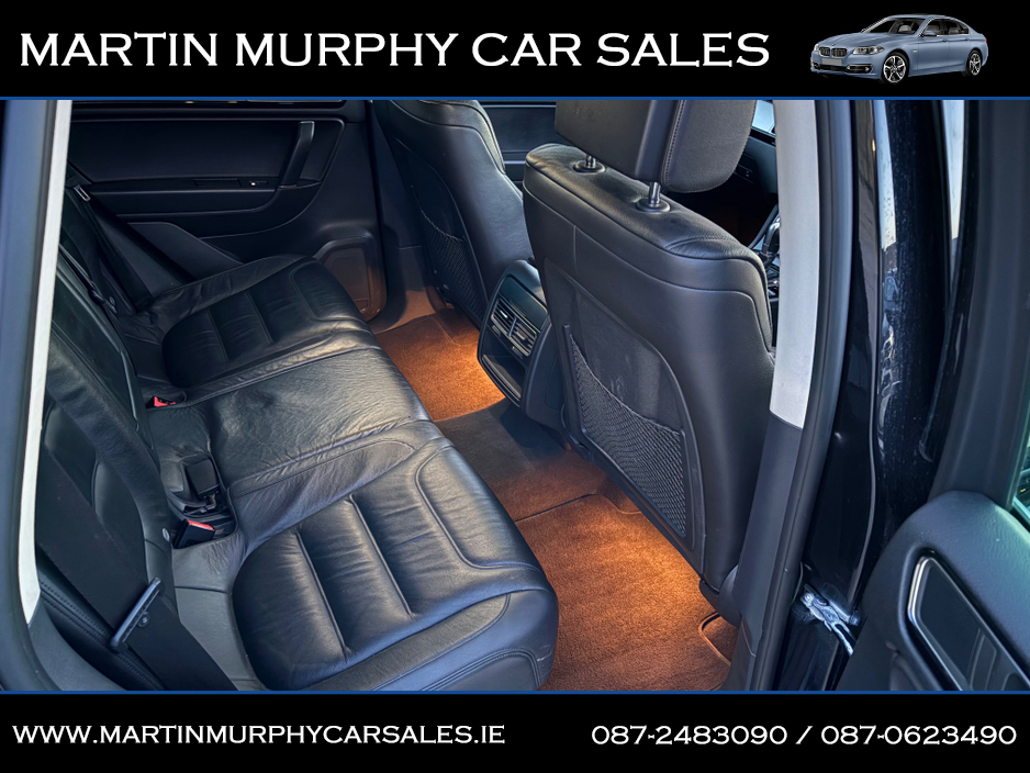 2015 Volkswagen Touareg - image 17