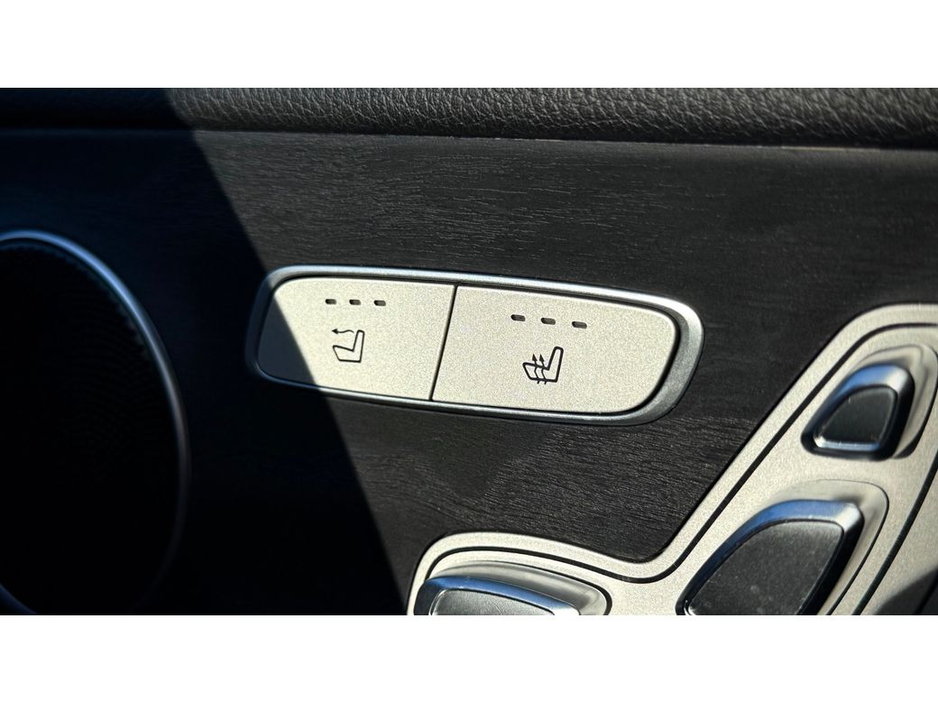 2019 Mercedes-Benz E Class - image 24