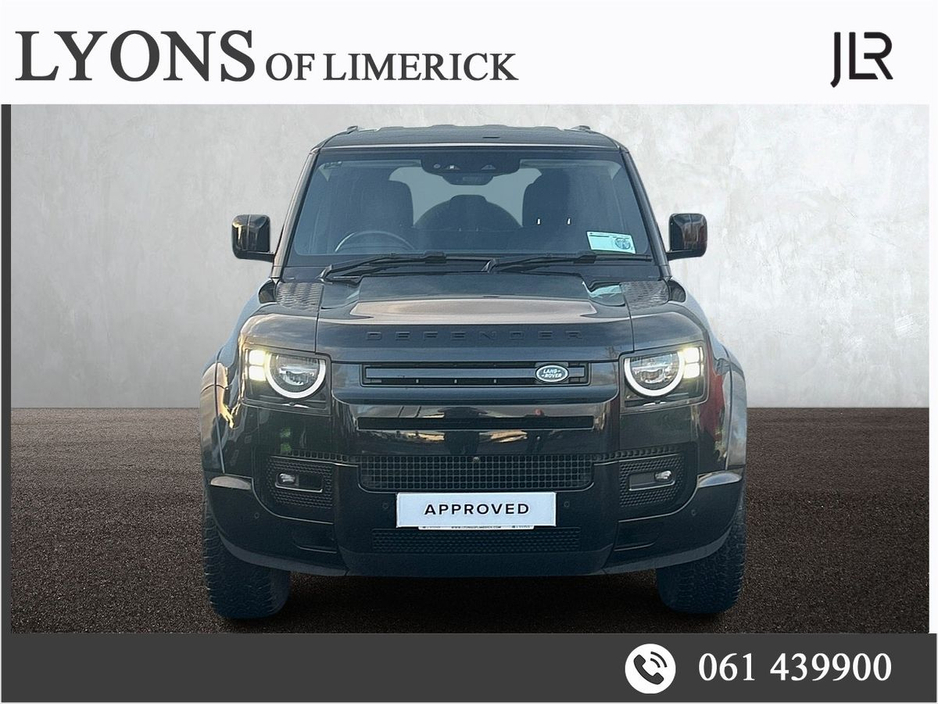 2023 Land Rover Defender - image 8