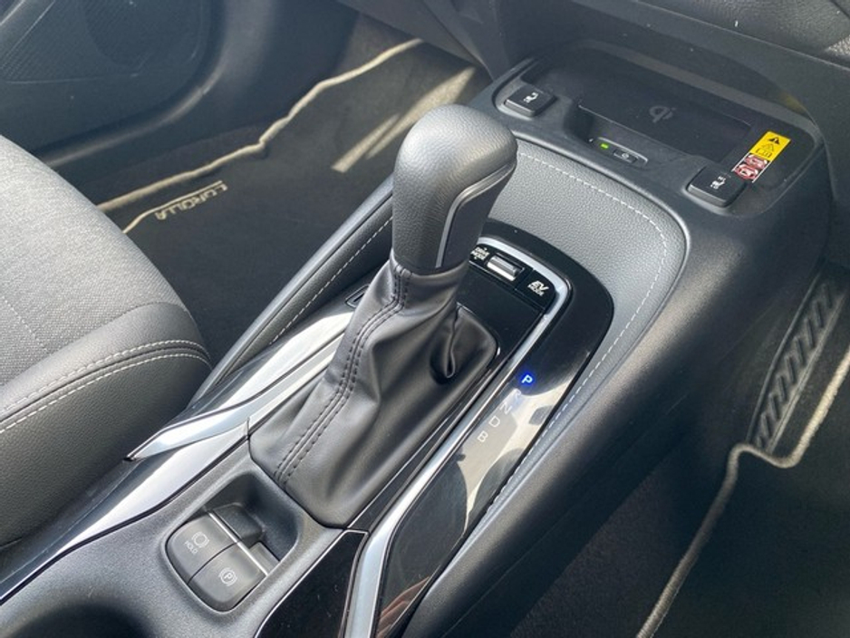 2025 Toyota Corolla - image 14