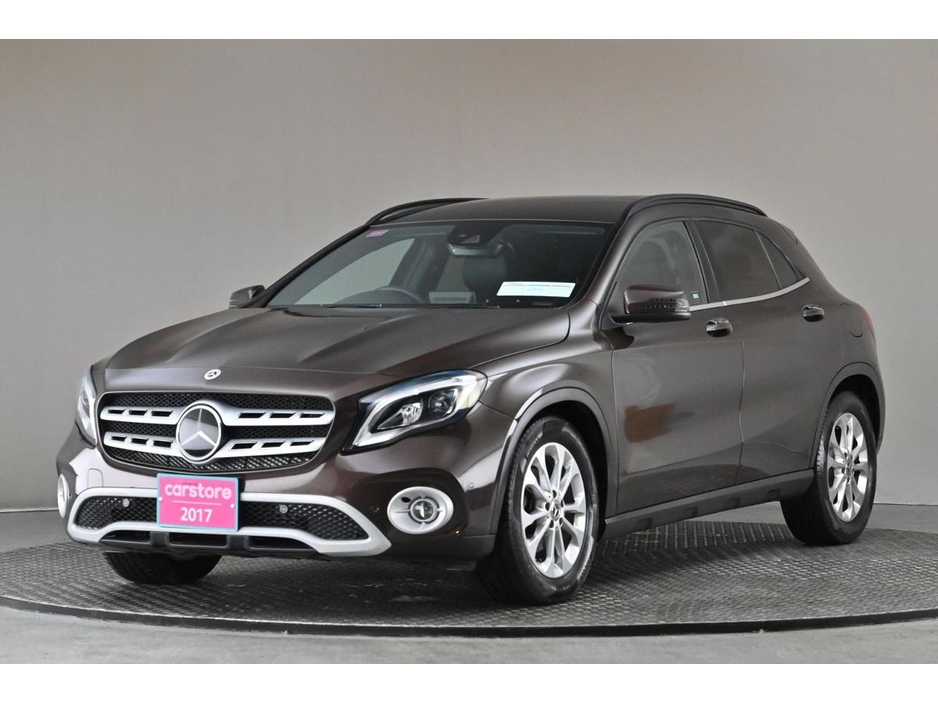 2017 Mercedes-Benz GLA Class GLA 180 *HALF LEATHER*REVERSE CAM*PARK SENSORS*