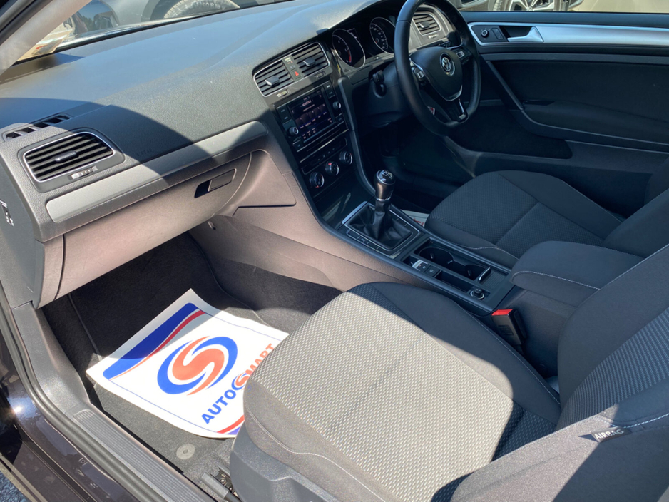 2019 Volkswagen Golf  €11,341