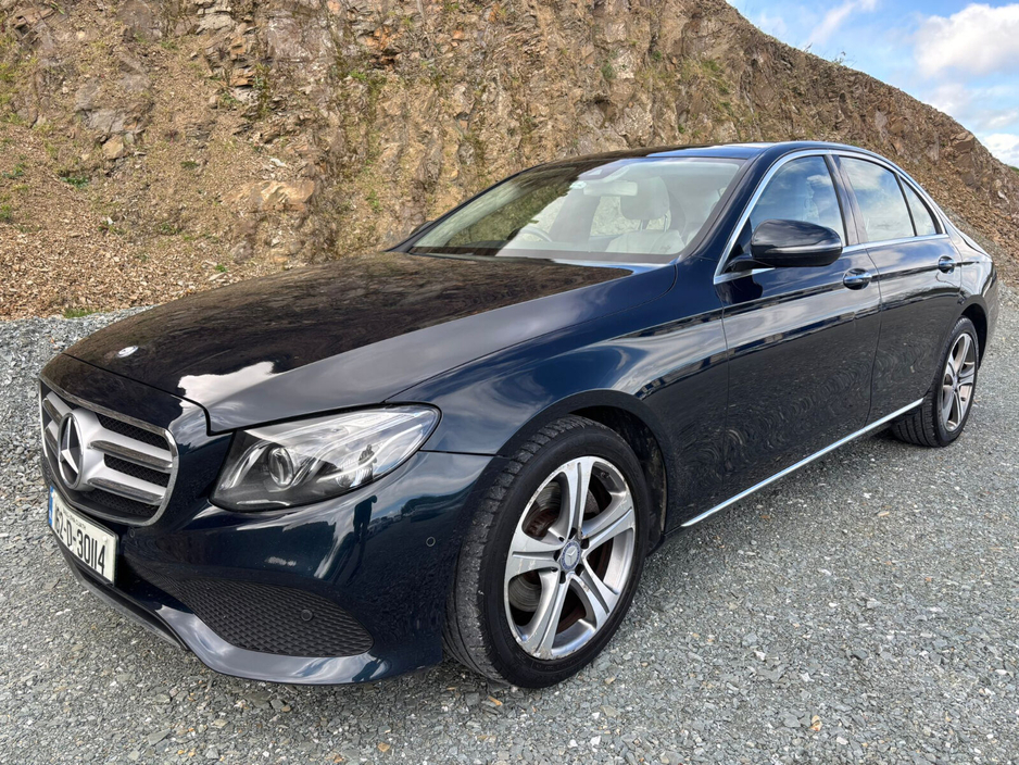 2016 Mercedes-Benz E Class - image 6