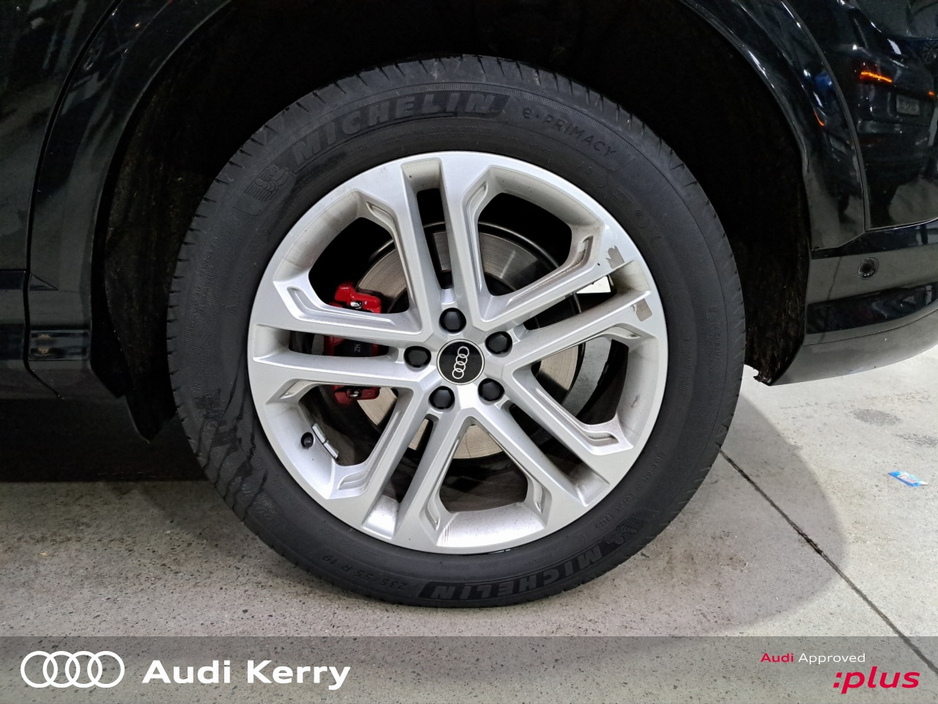 2025 Audi Q5 40 TDI Quattro S-Line 204PS €79,900