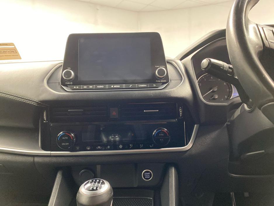 2022 Nissan Qashqai - image 8