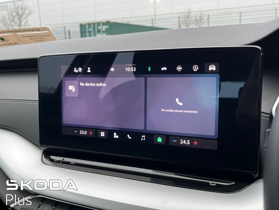 2025 Skoda Octavia - image 11