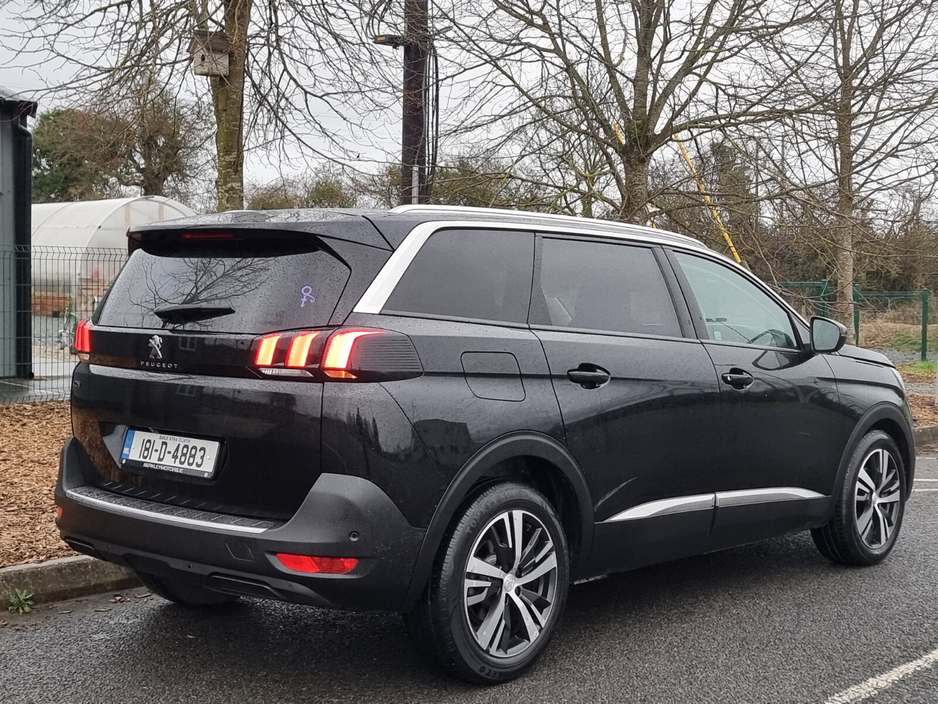 2018 Peugeot 5008 - image 8