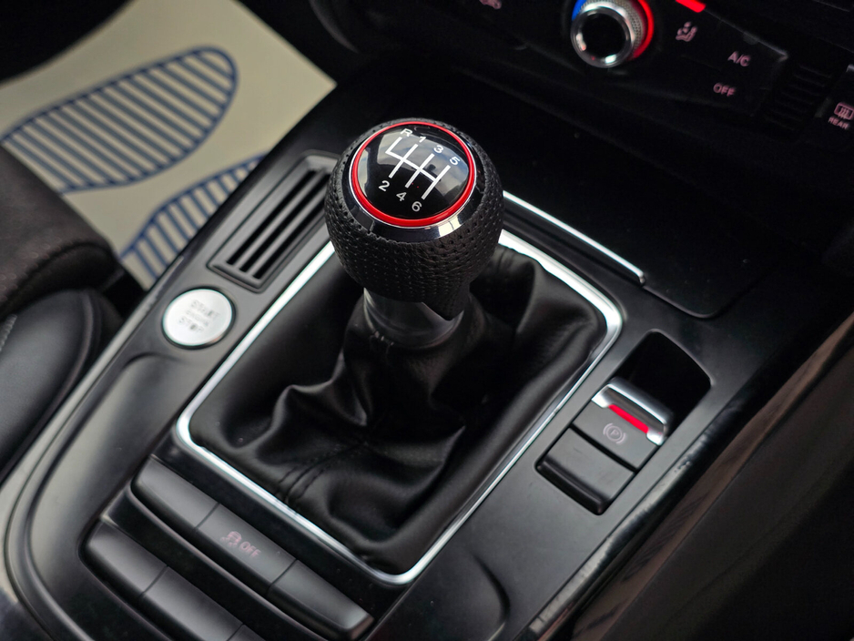 2015 Audi A4 - image 26