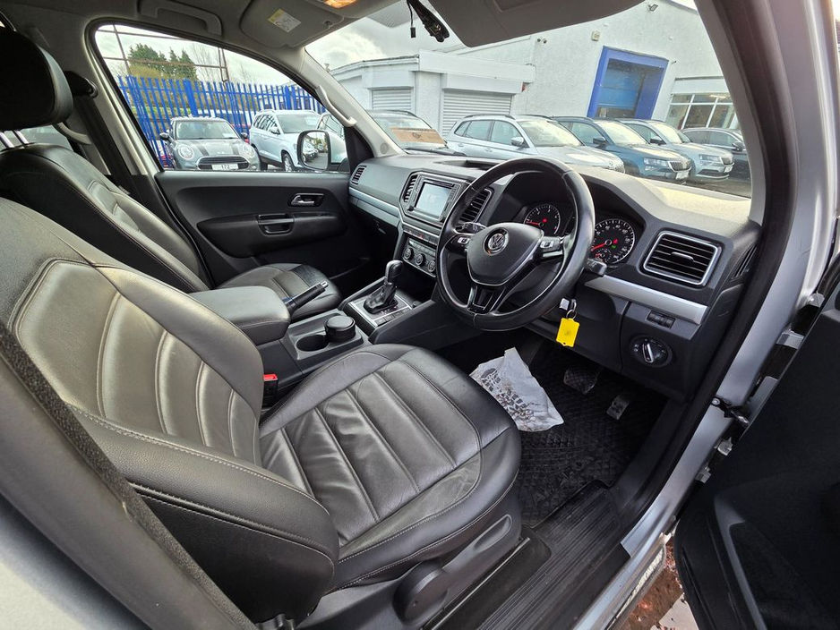 2017 Volkswagen Amarok - image 10