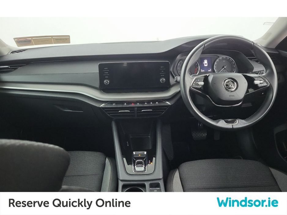 2024 Skoda Octavia - image 3