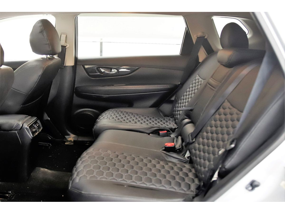 2018 Nissan X-Trail - image 16