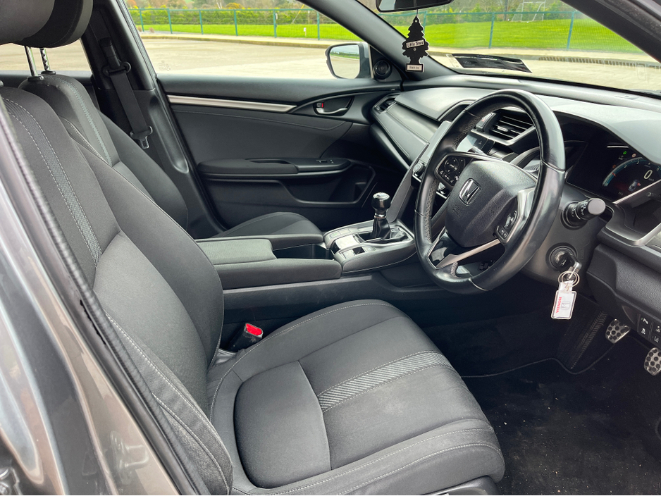 2018 Honda Civic - image 8