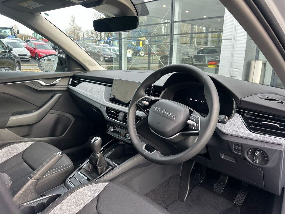 2026 Skoda Scala - image 6