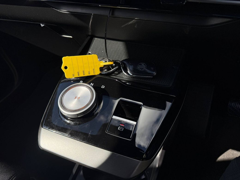 2024 MG 4 - image 11