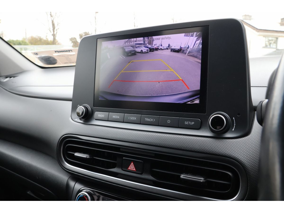 2022 Hyundai Kona - image 15