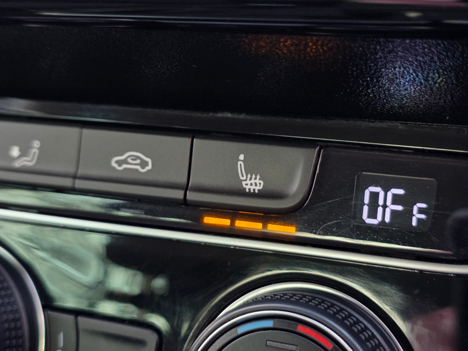 2015 Volkswagen Passat 1.6 TDI 120HP Highline €13,999