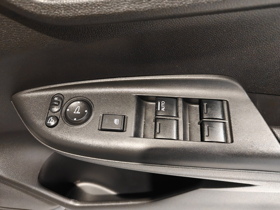 2017 Honda Shuttle - image 16