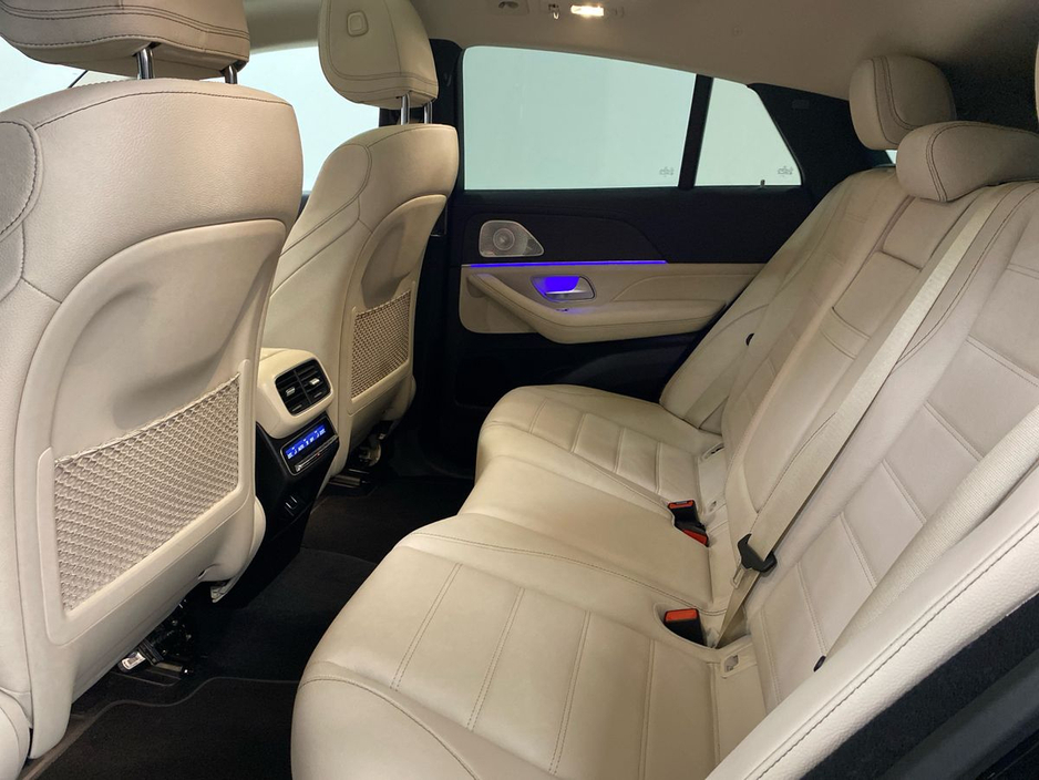 2022 Mercedes-Benz GLE Class - image 4