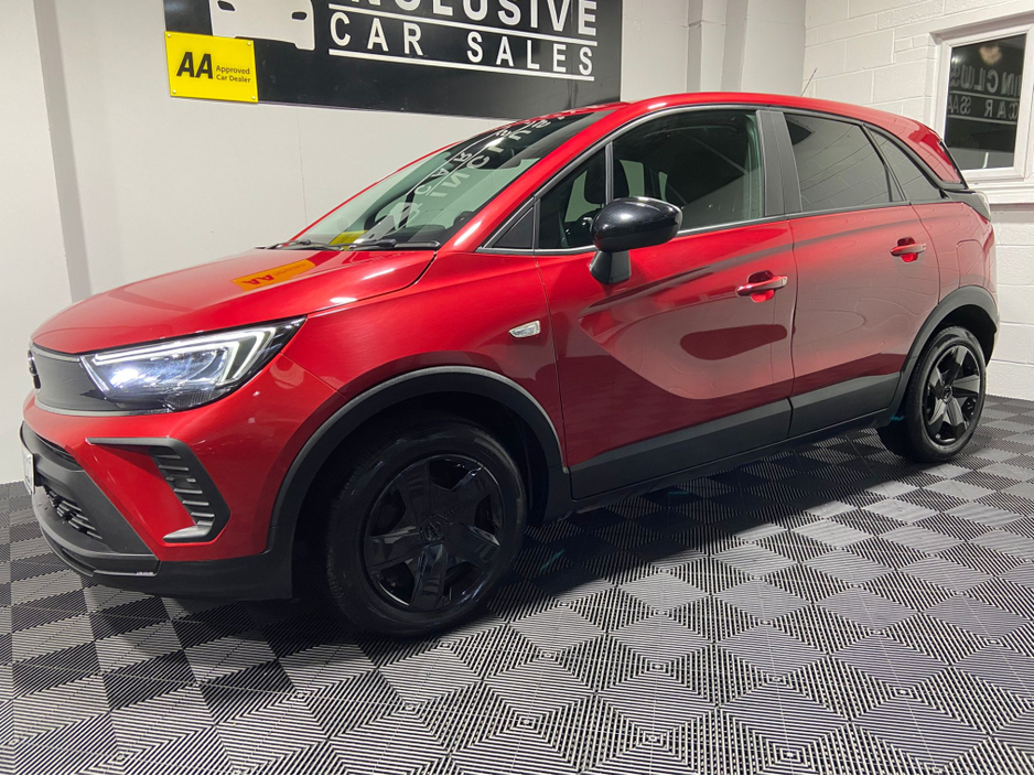 2022 Opel Crossland X - image 11