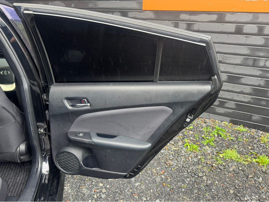 2017 Toyota Prius 1.8 HYBRID 5DR €12,995