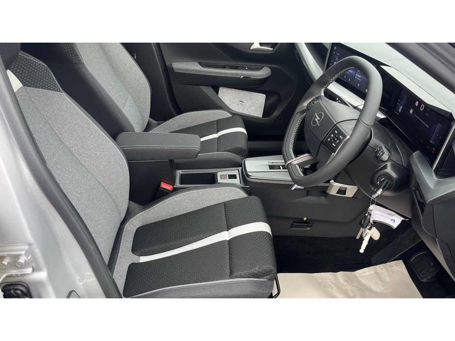 2026 Opel Frontera - image 7