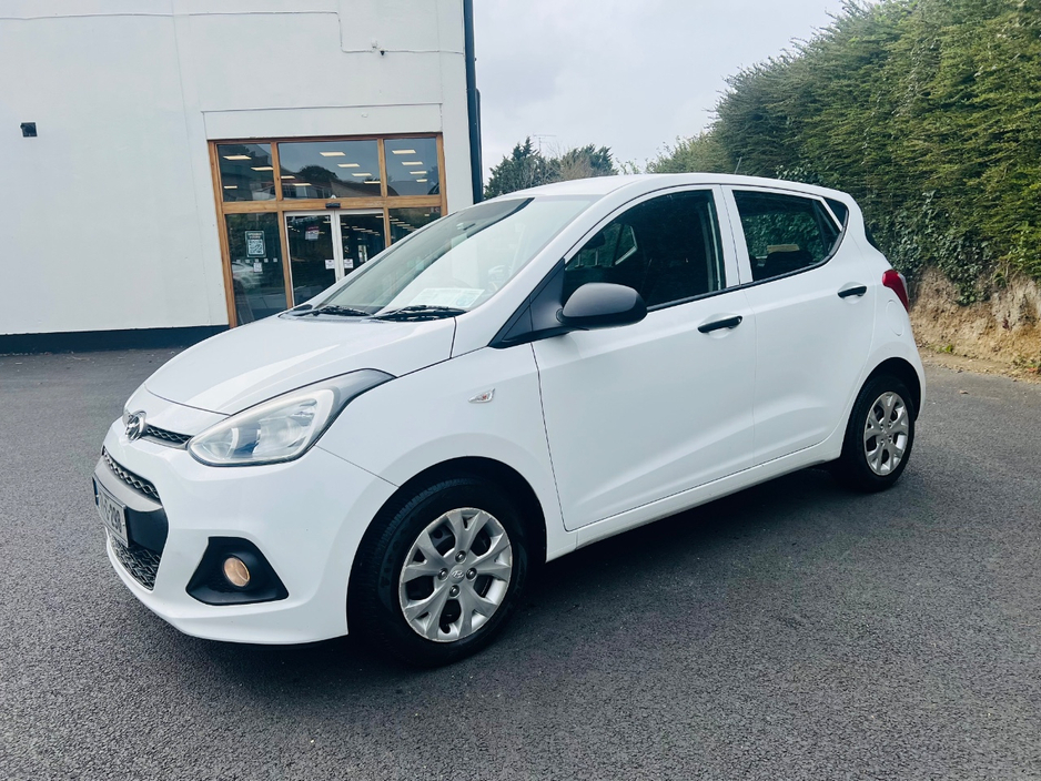 2017 Hyundai i10 - image 4