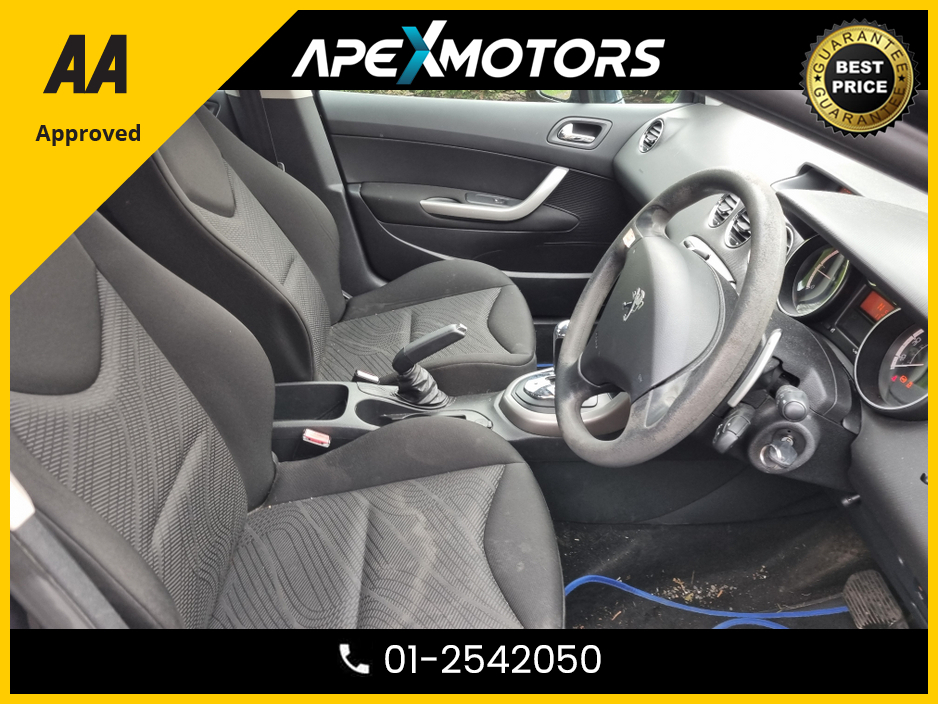 2012 Peugeot 308 - image 12