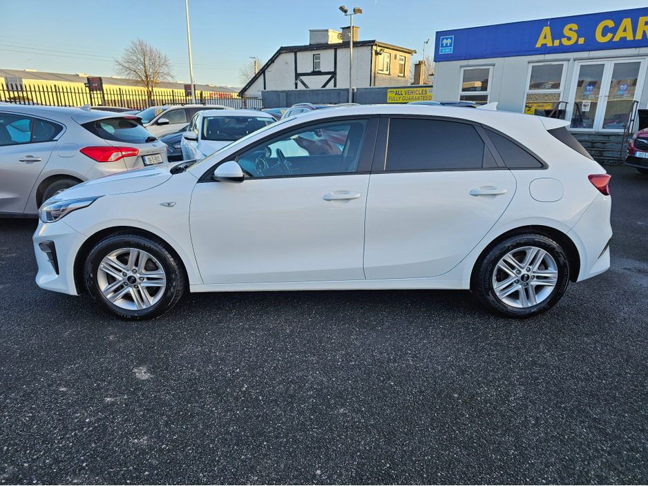 2021 Kia Ceed - image 6