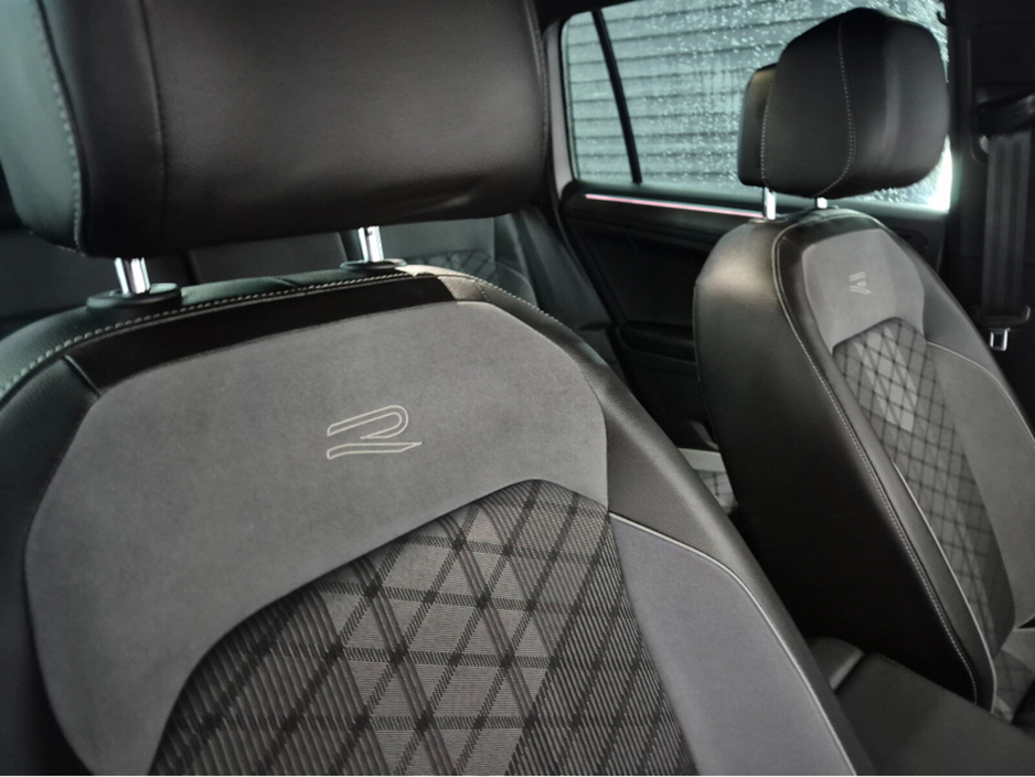 2021 Volkswagen Tiguan - image 13