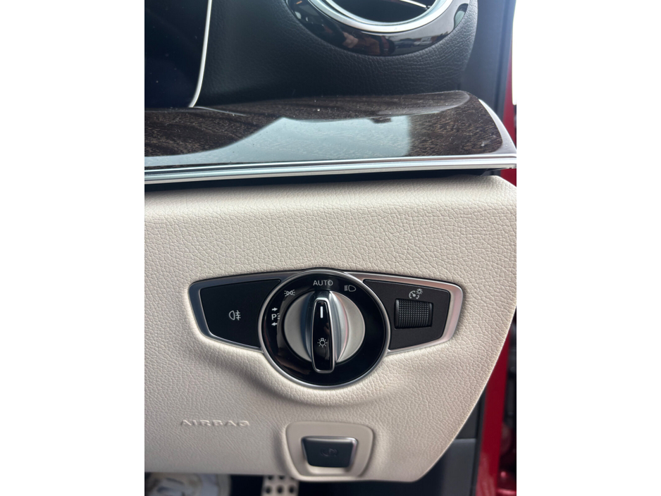 2020 Mercedes-Benz E Class  €43,950