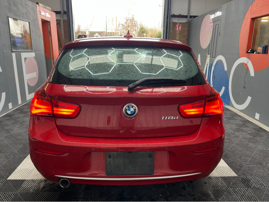 2019 BMW 1 Series - image 3