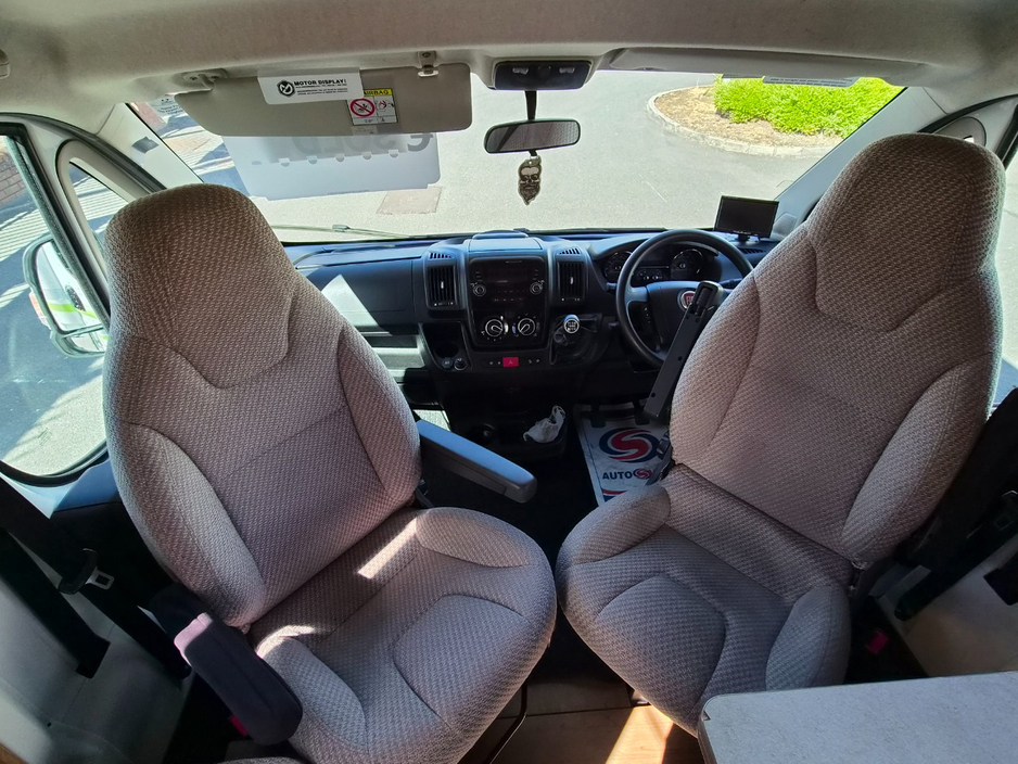 2015 Auto-Trail F-Line - image 41