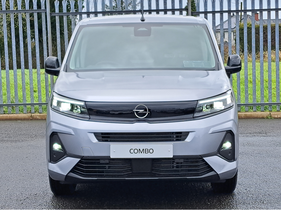 2026 Opel Combo SPORTIVE L1H1 1.5TD 130BHP **8 SPEED AUTOMATIC**TOP SPEC** €25,163