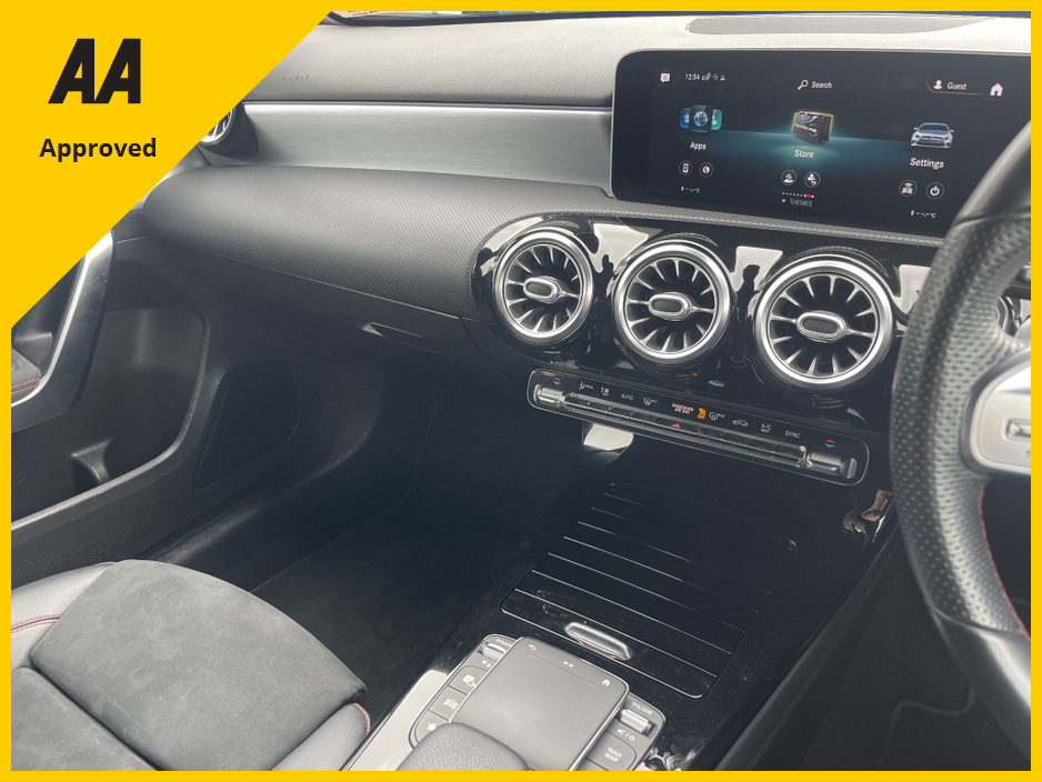 2020 Mercedes-Benz A Class - image 6