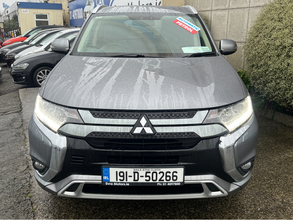 2019 Mitsubishi Outlander JURO PHEV 221BHP 4WD HYBRID 2.4 PETROL //REVERSE CAMERA//KEYLESS ENTRY//HALF LEATHER HEATED SEATS// €19,950