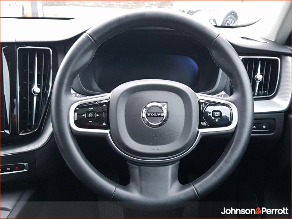 2025 Volvo XC60 T6 350bhp AWD PHEV Plus Dark (Panoramic Sunroof / 360 Camera / Heated Seats) €67,900