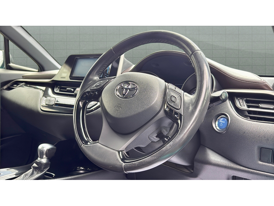 2017 Toyota C-HR - image 24