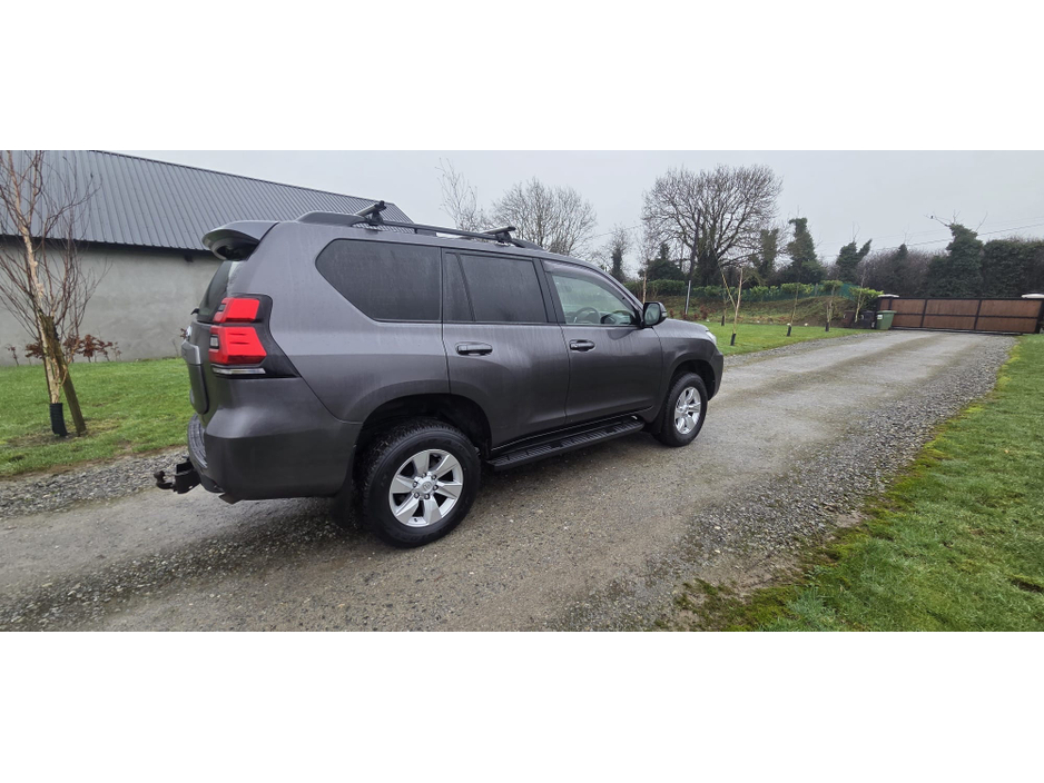 2019 Toyota Landcruiser LAND CRU LC LWB GX COMMERCIAL ** 1 OWNER IRISH VEHICLE ** MOTORWAY MILEAGE ** EXTEMEMLY WELL CARED FOR ** PRICE + VAT ** €23,500