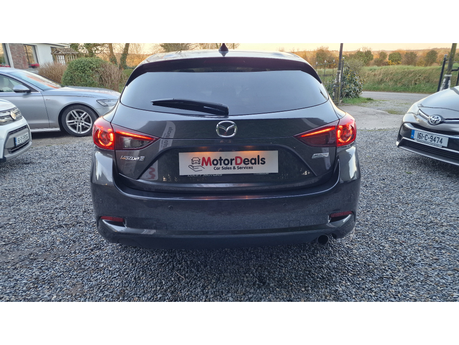 2017 Mazda Mazda3 - image 7