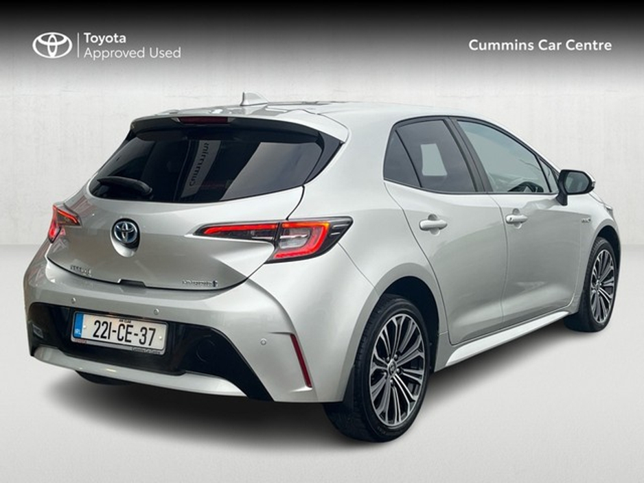 2022 Toyota Corolla - image 2