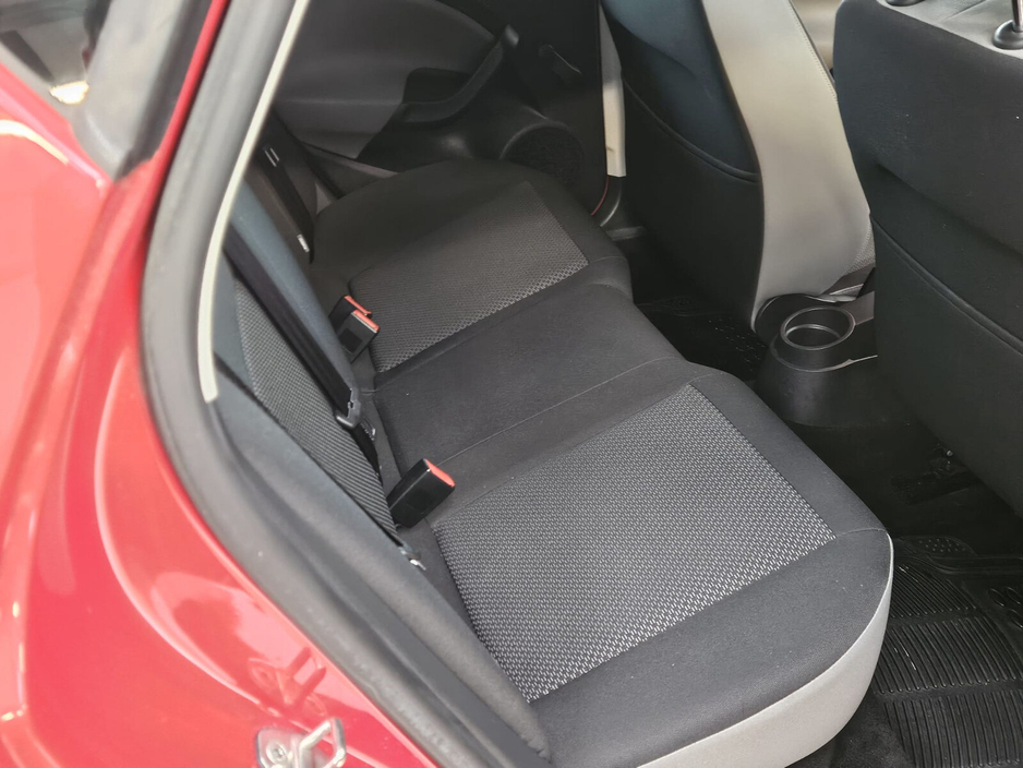 2016 SEAT Ibiza - image 8