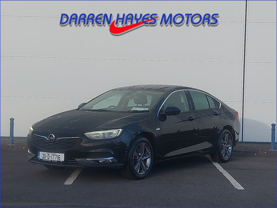 2021 Opel Insignia - image 2