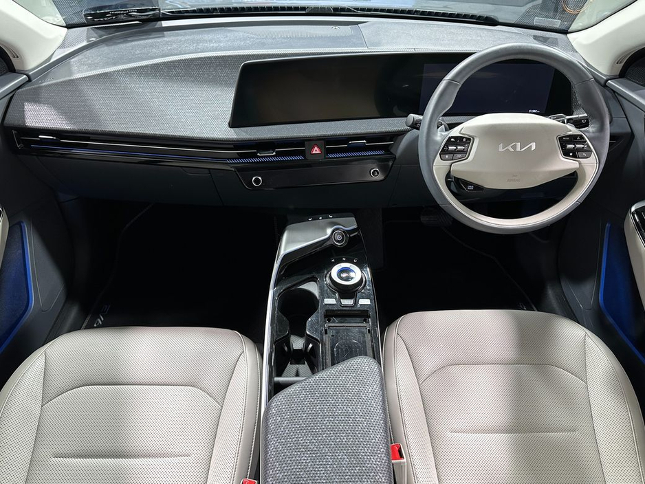 2023 Kia EV6 - image 17