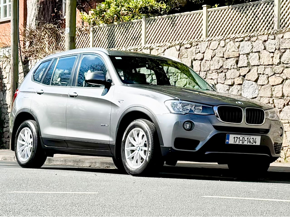 2017 BMW X3 - image 4