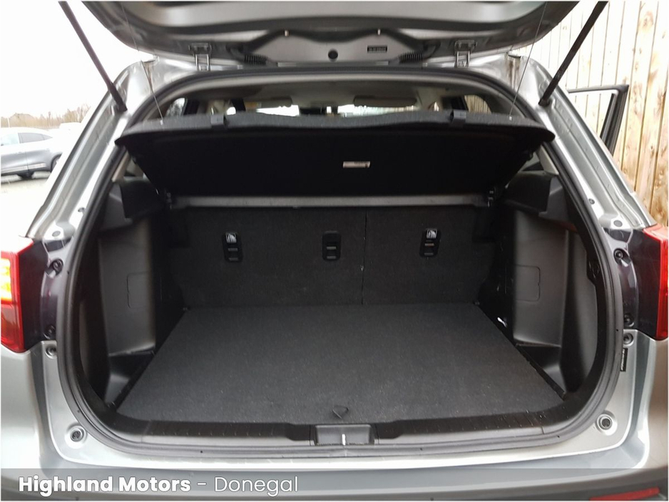 2023 Suzuki Vitara - image 14