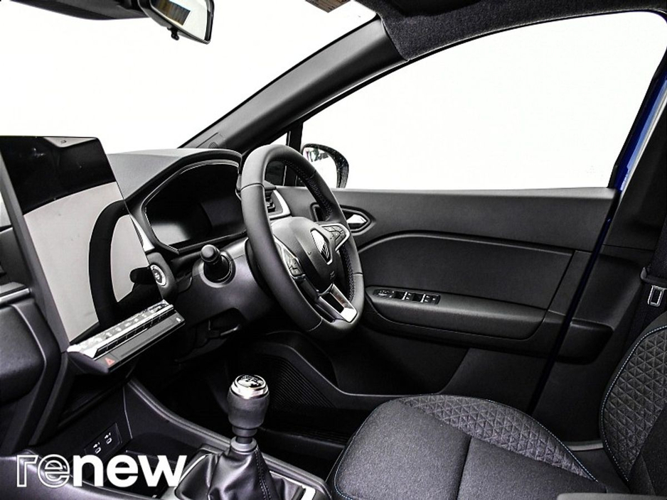 2026 Renault Captur - image 5