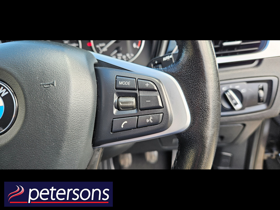 2016 BMW X1 - image 20