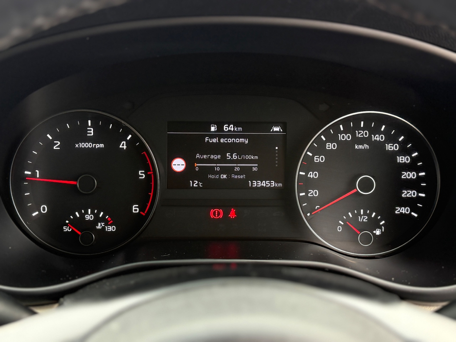 2022 Kia Sportage - image 23